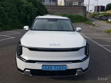 2023 Kia EV9 с пробегом 46 458 км