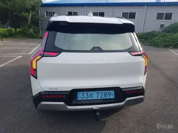 2023 Kia EV9 с пробегом 46 458 км