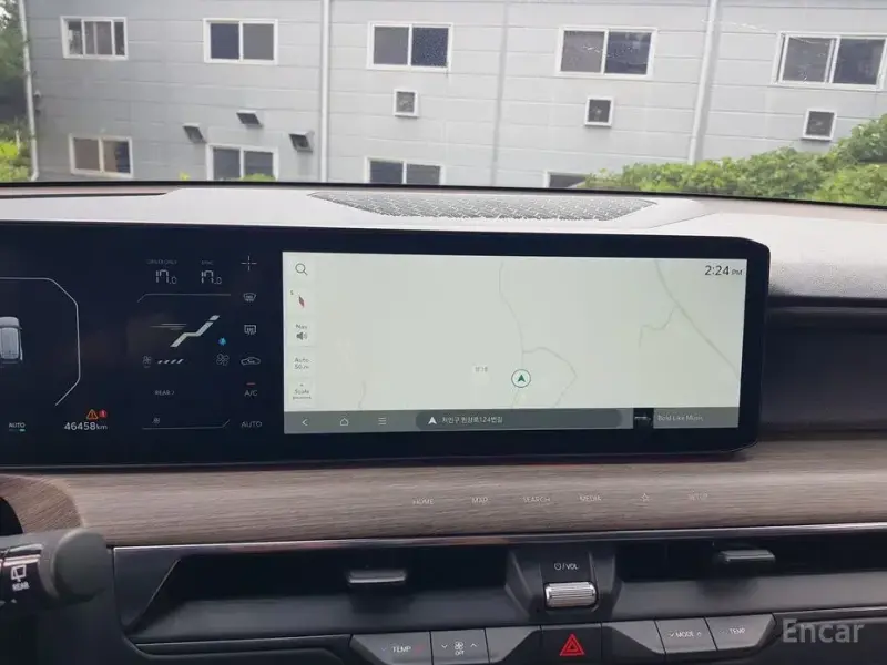 2023 Kia EV9 с пробегом 46 458 км