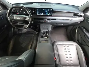 2023 Kia EV9 с пробегом 78 124 км