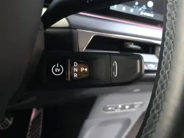 2023 Kia EV9 с пробегом 78 124 км