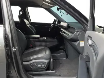 2023 Kia EV9 с пробегом 78 124 км