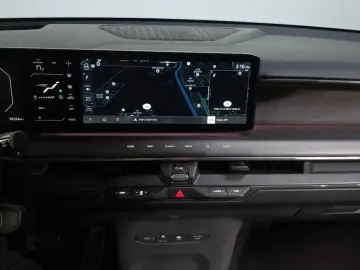 2023 Kia EV9 с пробегом 78 124 км