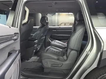 2023 Kia EV9 с пробегом 78 124 км