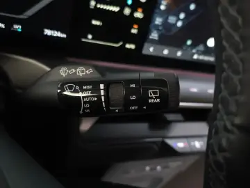 2023 Kia EV9 с пробегом 78 124 км