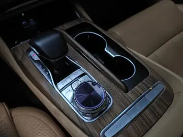 2023 Kia K9 с пробегом 29 103 км