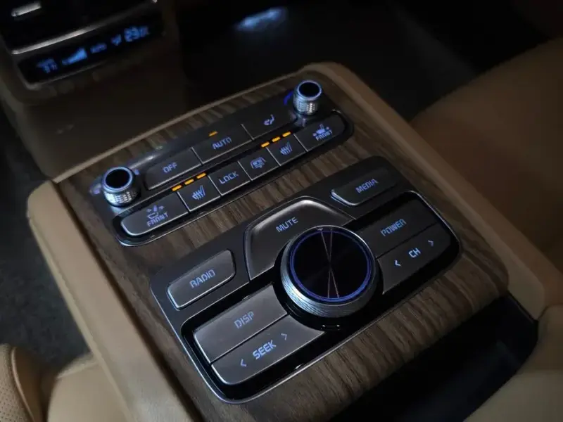 2023 Kia K9 с пробегом 29 103 км