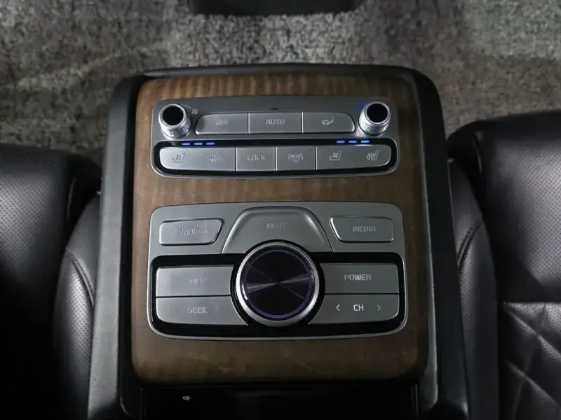 2022 Kia K9 с пробегом 92 519 км