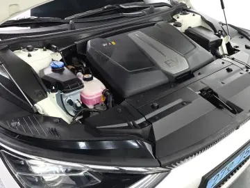 2022 Kia EV6 с пробегом 77 196 км