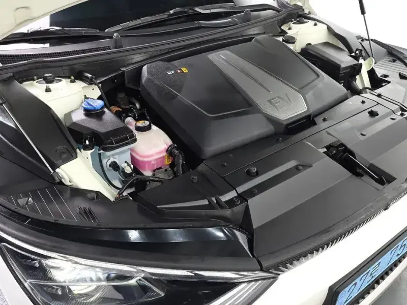 2022 Kia EV6 с пробегом 77 196 км