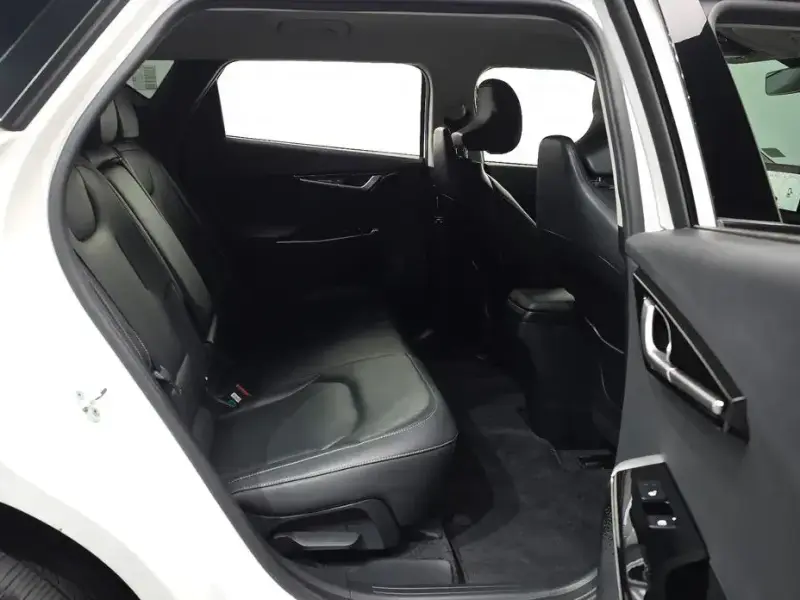 2022 Kia EV6 с пробегом 77 196 км