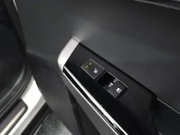 2022 Kia EV6 с пробегом 77 196 км