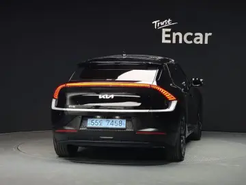 2022 Kia EV6 с пробегом 54 390 км
