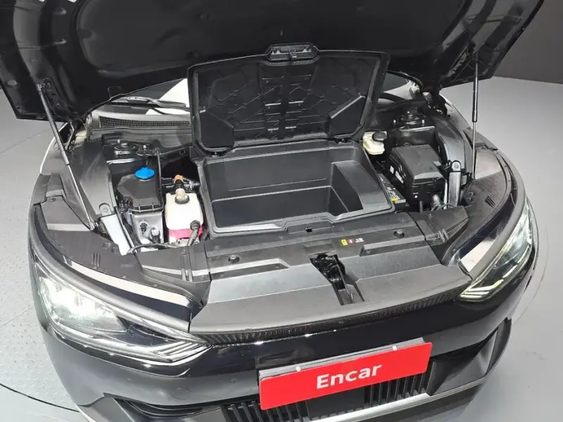 2022 Kia EV6 с пробегом 54 390 км