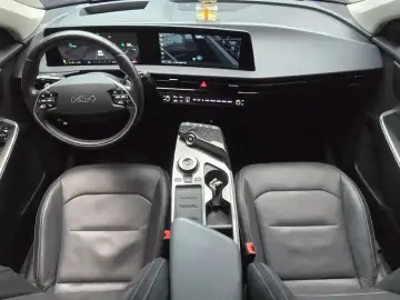 2022 Kia EV6 с пробегом 54 390 км