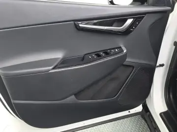 2022 Kia EV6 с пробегом 77 196 км