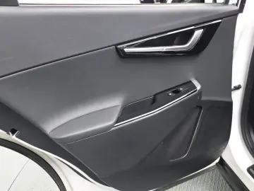 2022 Kia EV6 с пробегом 77 196 км