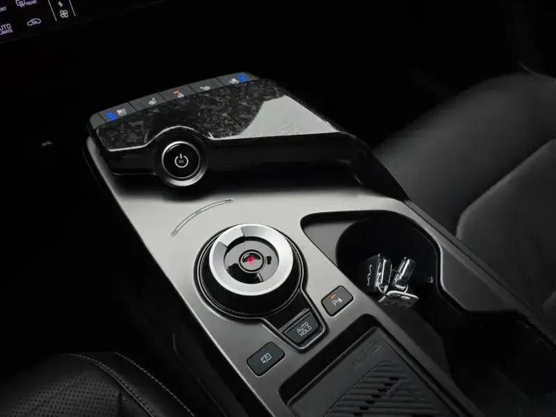 2022 Kia EV6 с пробегом 54 390 км