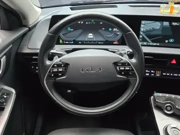 2022 Kia EV6 с пробегом 54 390 км