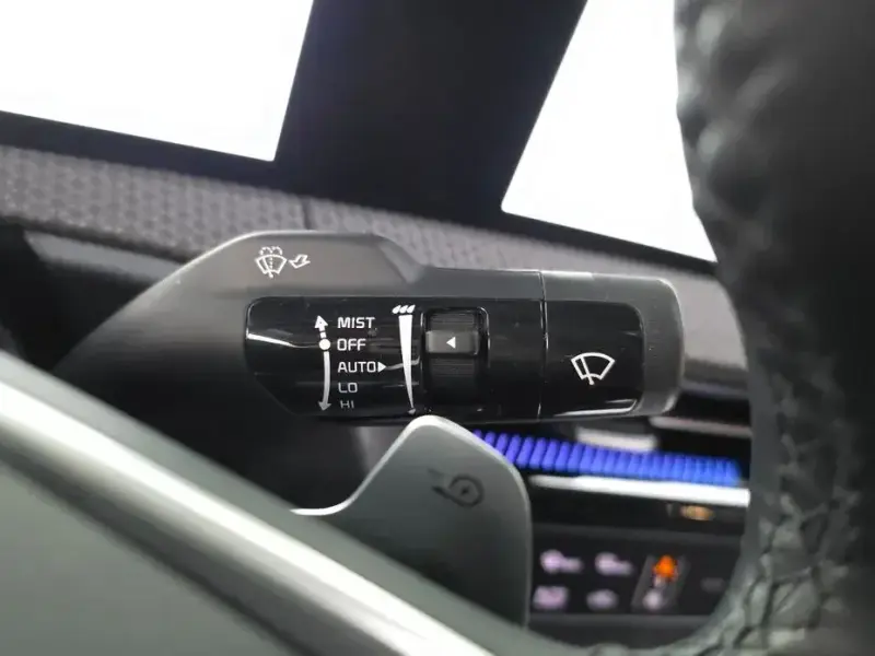 2022 Kia EV6 с пробегом 77 196 км