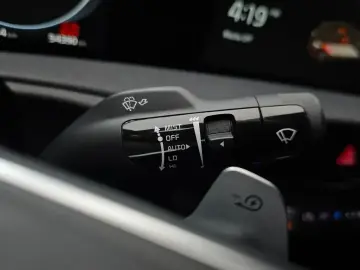 2022 Kia EV6 с пробегом 54 390 км