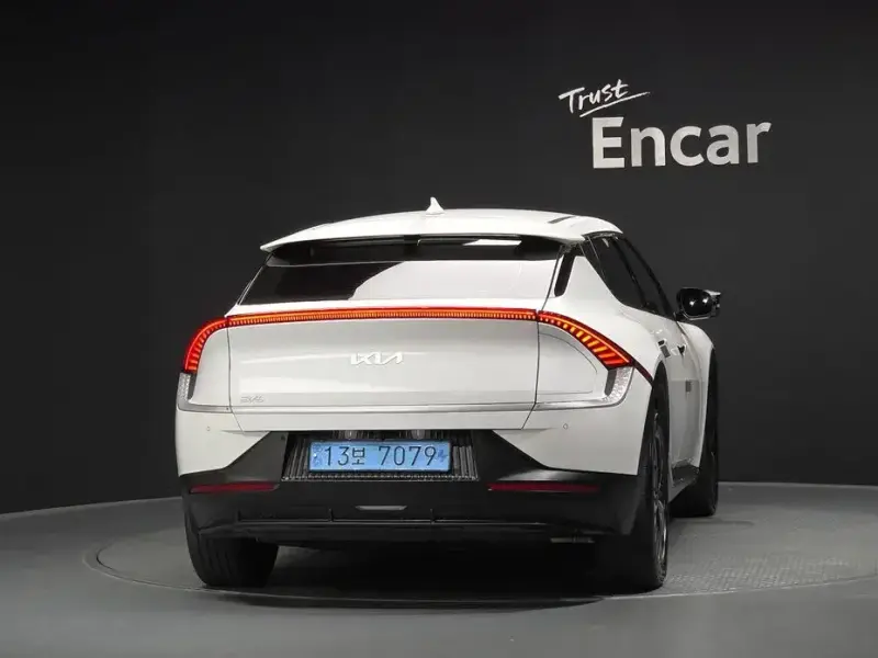 2024 Kia EV6 с пробегом 60 261 км