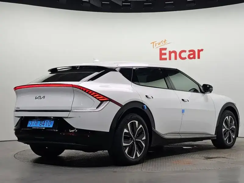 2024 Kia EV6 с пробегом 49 494 км