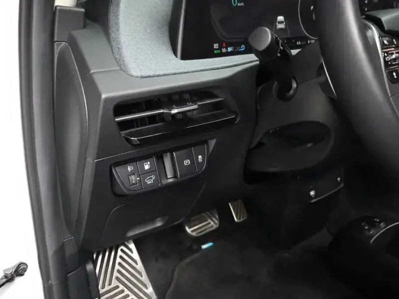 2024 Kia EV6 с пробегом 60 261 км