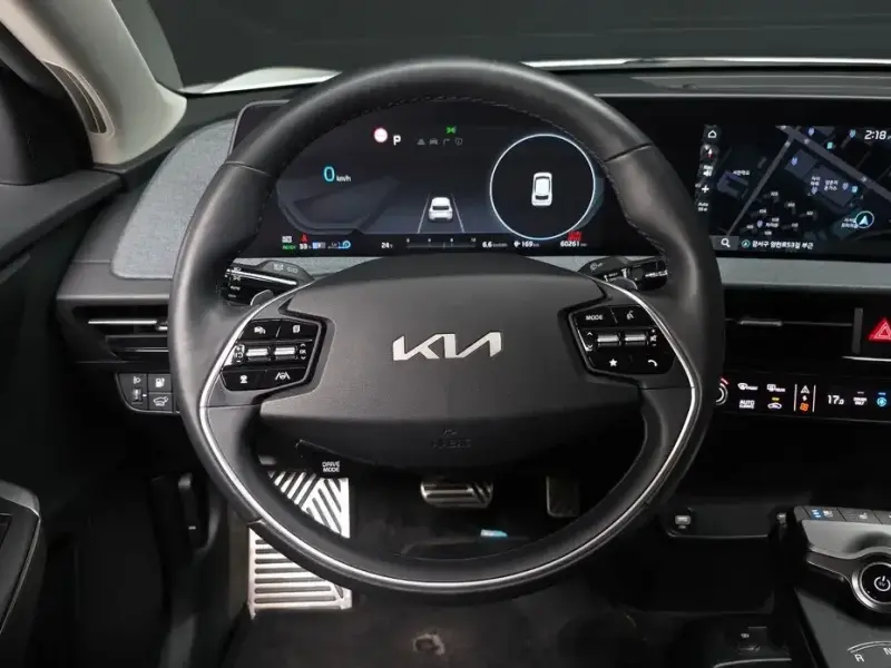 2024 Kia EV6 с пробегом 60 261 км