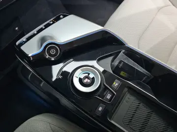 2024 Kia EV6 с пробегом 49 494 км