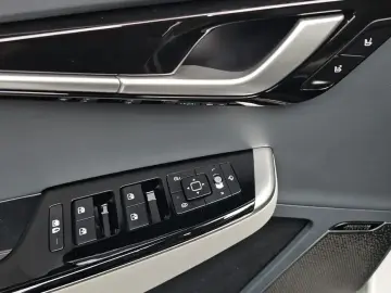 2024 Kia EV6 с пробегом 49 494 км