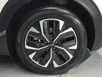 2024 Kia EV6 с пробегом 60 261 км