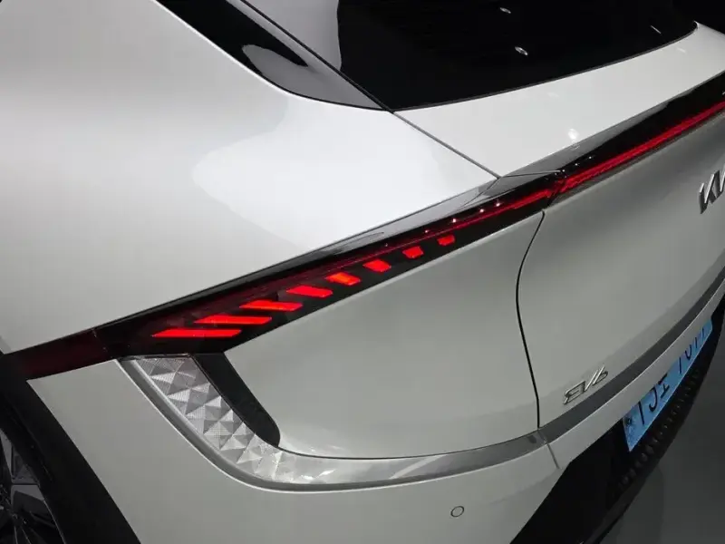 2024 Kia EV6 с пробегом 60 261 км