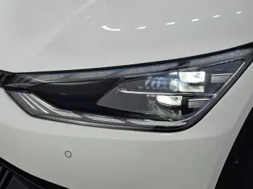 2024 Kia EV6 с пробегом 49 494 км