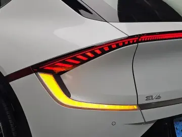 2024 Kia EV6 с пробегом 49 494 км