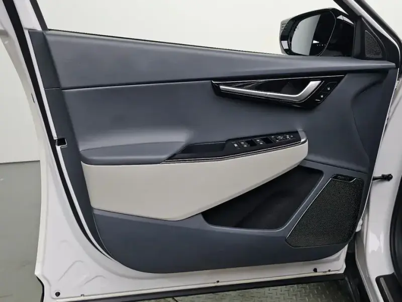 2024 Kia EV6 с пробегом 49 494 км