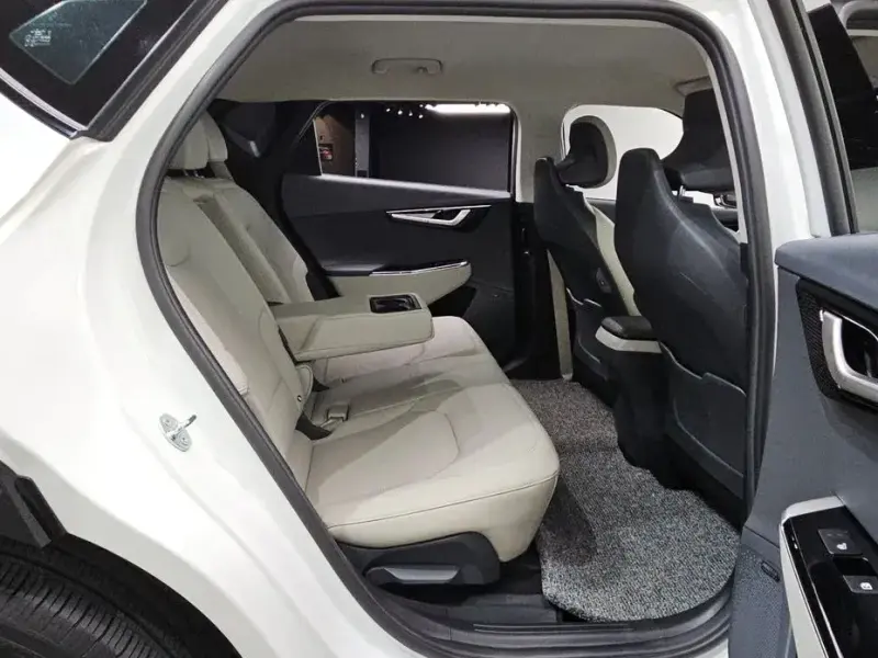 2024 Kia EV6 с пробегом 49 494 км