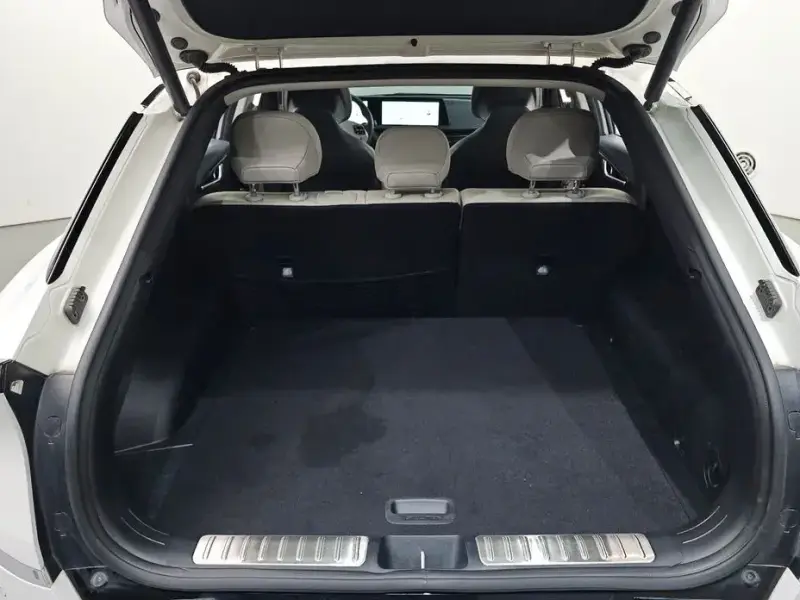 2024 Kia EV6 с пробегом 49 494 км