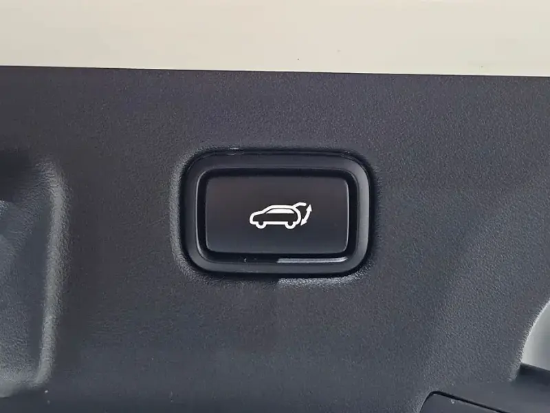 2024 Kia EV6 с пробегом 49 494 км