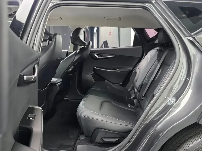 2023 Kia EV6 с пробегом 54 477 км