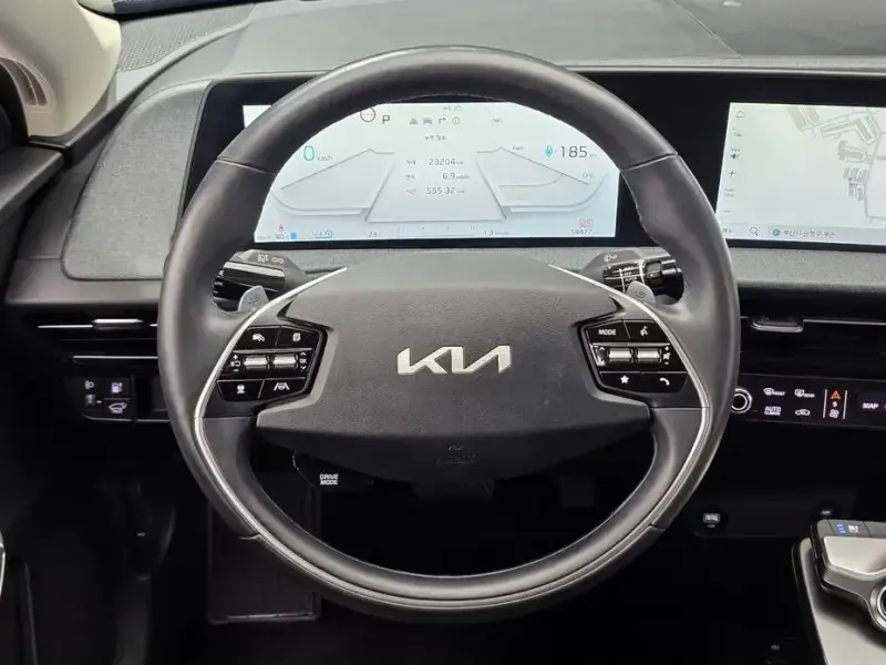 2023 Kia EV6 с пробегом 54 477 км