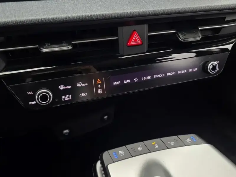 2023 Kia EV6 с пробегом 54 477 км
