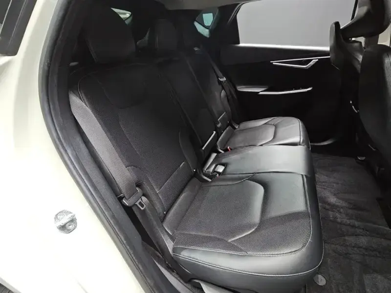 2022 Kia EV6 с пробегом 70 302 км