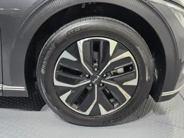 2023 Kia EV6 с пробегом 54 477 км