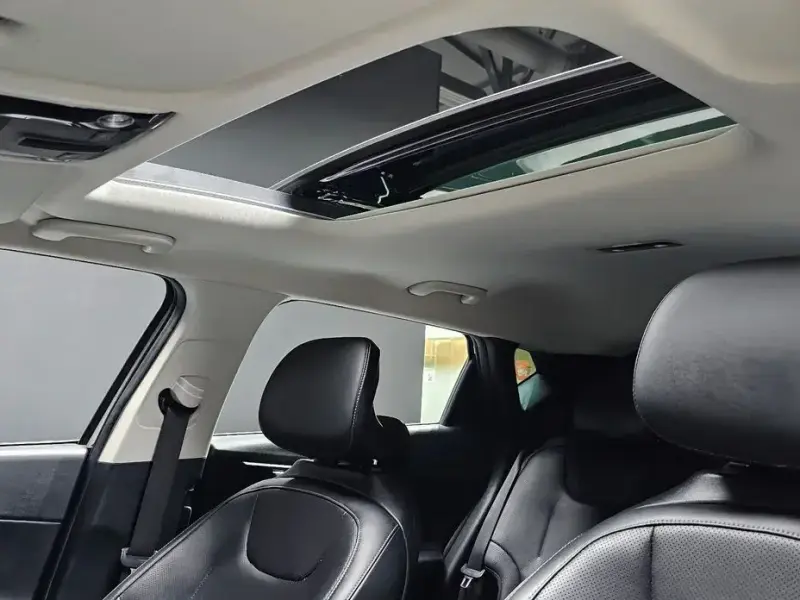 2022 Kia EV6 с пробегом 70 302 км