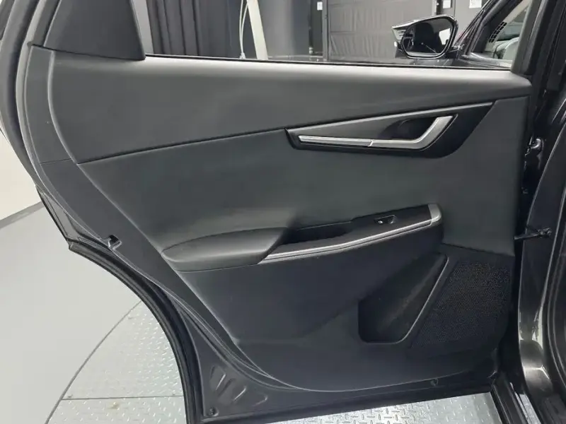 2023 Kia EV6 с пробегом 54 477 км