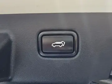 2022 Kia EV6 с пробегом 70 302 км