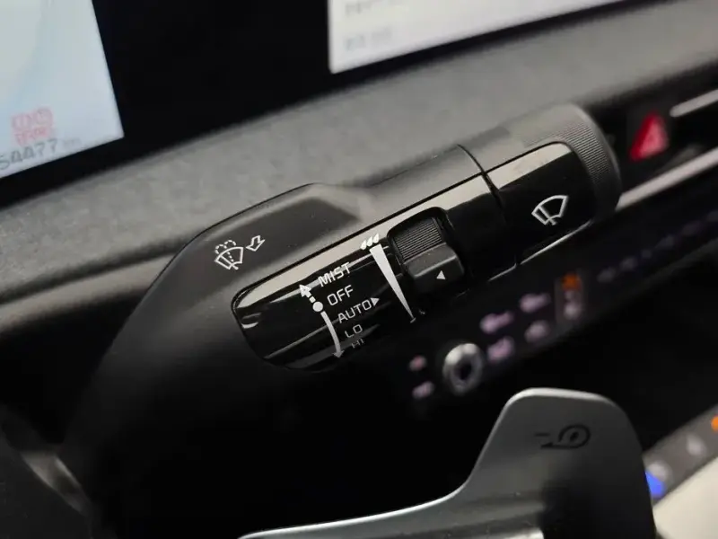2023 Kia EV6 с пробегом 54 477 км