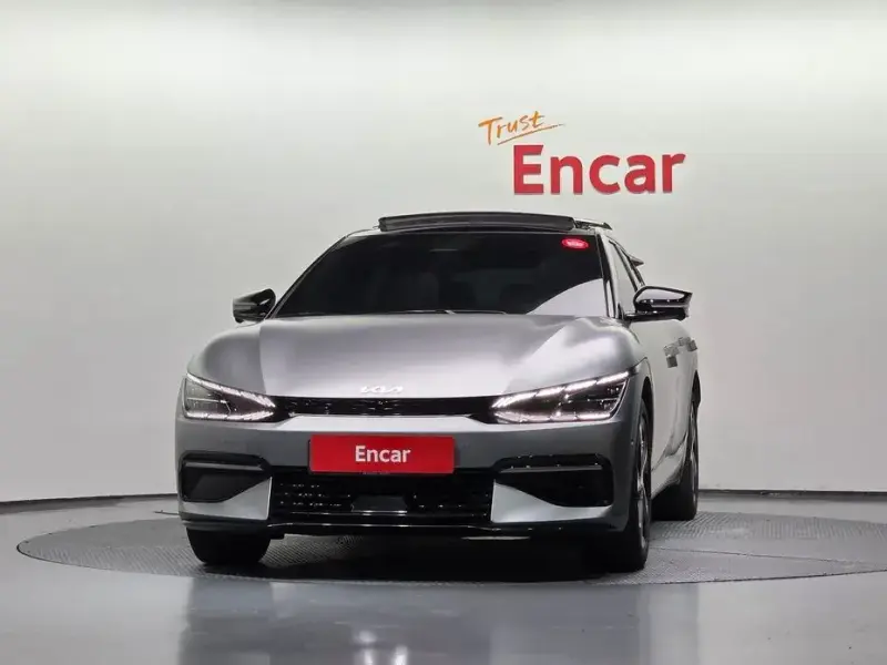 2024 Kia EV6 с пробегом 56 107 км