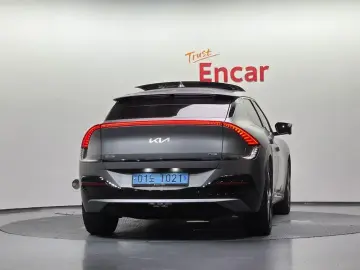 2024 Kia EV6 с пробегом 56 107 км